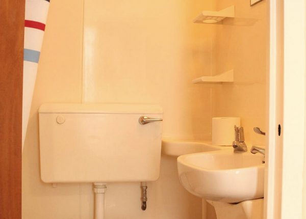 Bathroom at Romanos Hotel